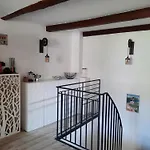 Maison De Charme Avec Terrasse Et Garage Ferme Proche Des Volcans