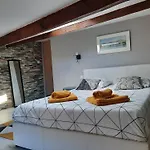 펜션 Maison De Charme Avec Terrasse Et Garage Ferme Proche Des Volcans *